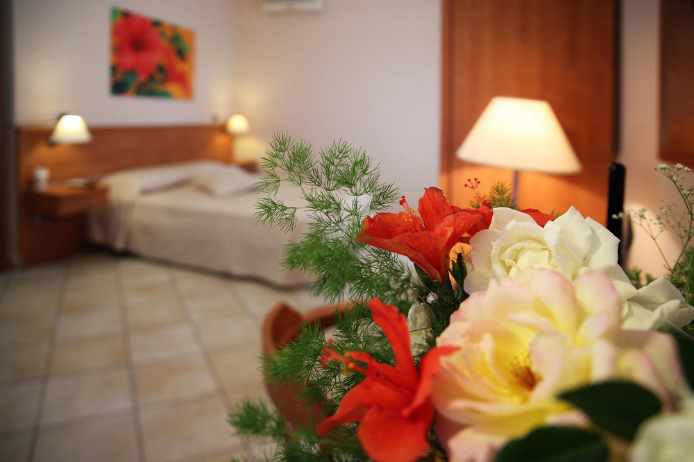 Residence Hotel La Giara ลีปารี ภายนอก รูปภาพ